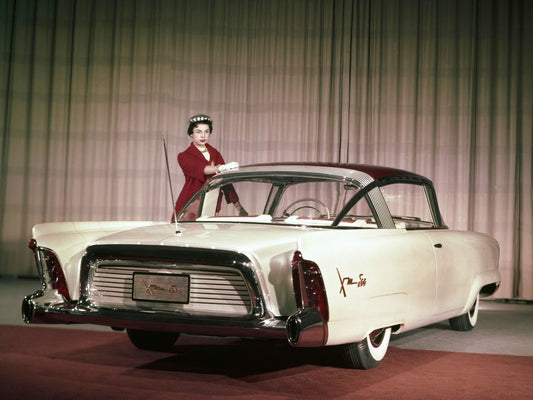 1953 (circa) XM 800 concept car 0400-8305