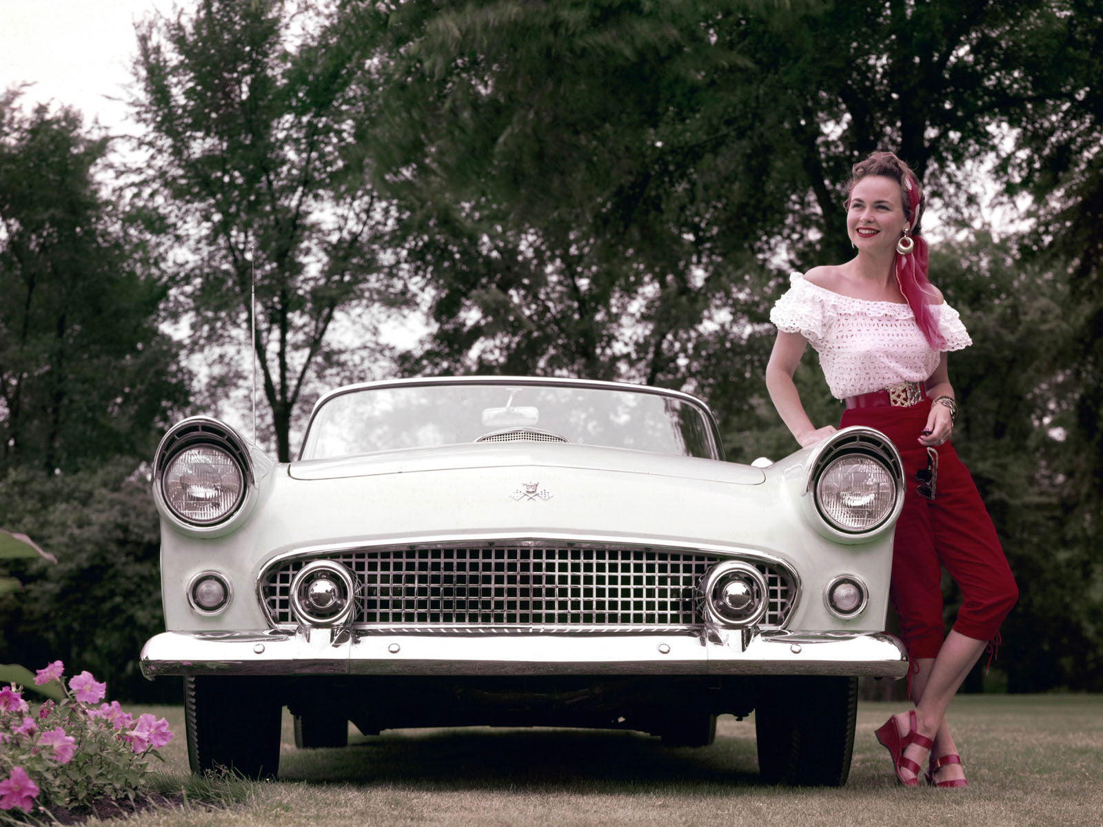 1955 Ford Thunderbird front with model 0400-8320