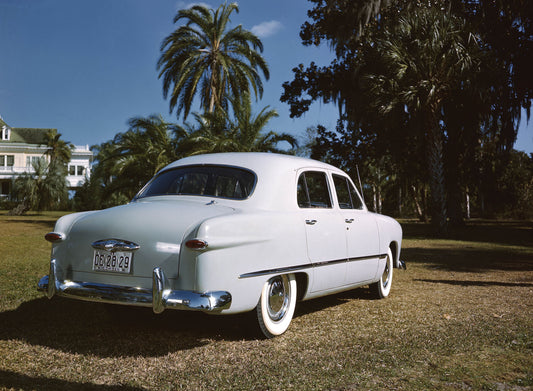 1949 Ford four-door 0401-1402